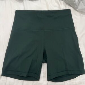 Lululemon Wunder Train High-Rise Shorts 6”